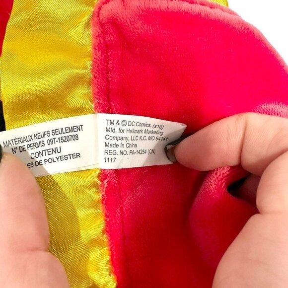 Hallmark Itty Bittys Red Plush DC Comics Wonder Woman Lovey Security Blanket - Picture 5 of 7
